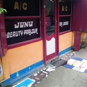 Junu Beauty Parlour