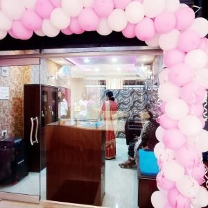 SHREE TRENDS UNISEX BEAUTY CLINIC